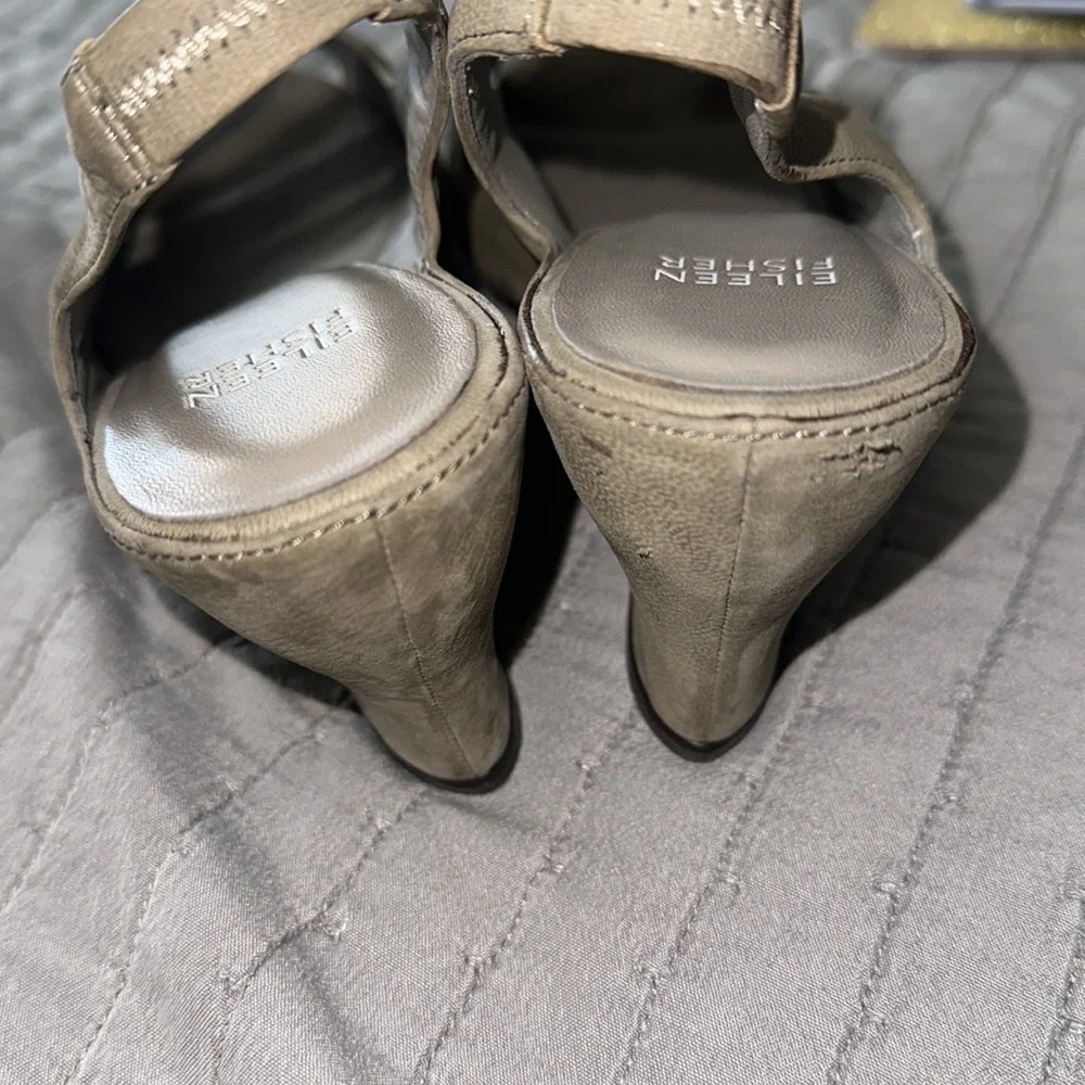 Eileen Fisher Nubuck Leather Wedge Sandals 8 Gray Slingback